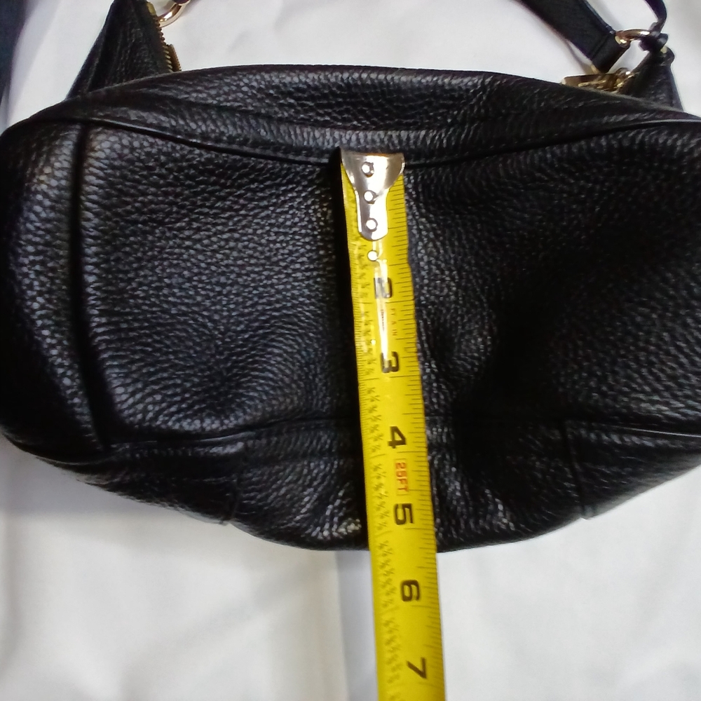 Michael Kors Black Leather Hobo Bag with Slouchy Silhouette - Picture 8 of 12